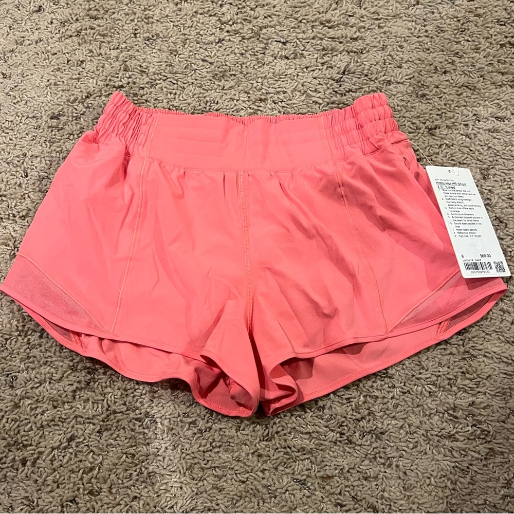 Lululemon High Rise Hotty Hots- 2.5” inseam